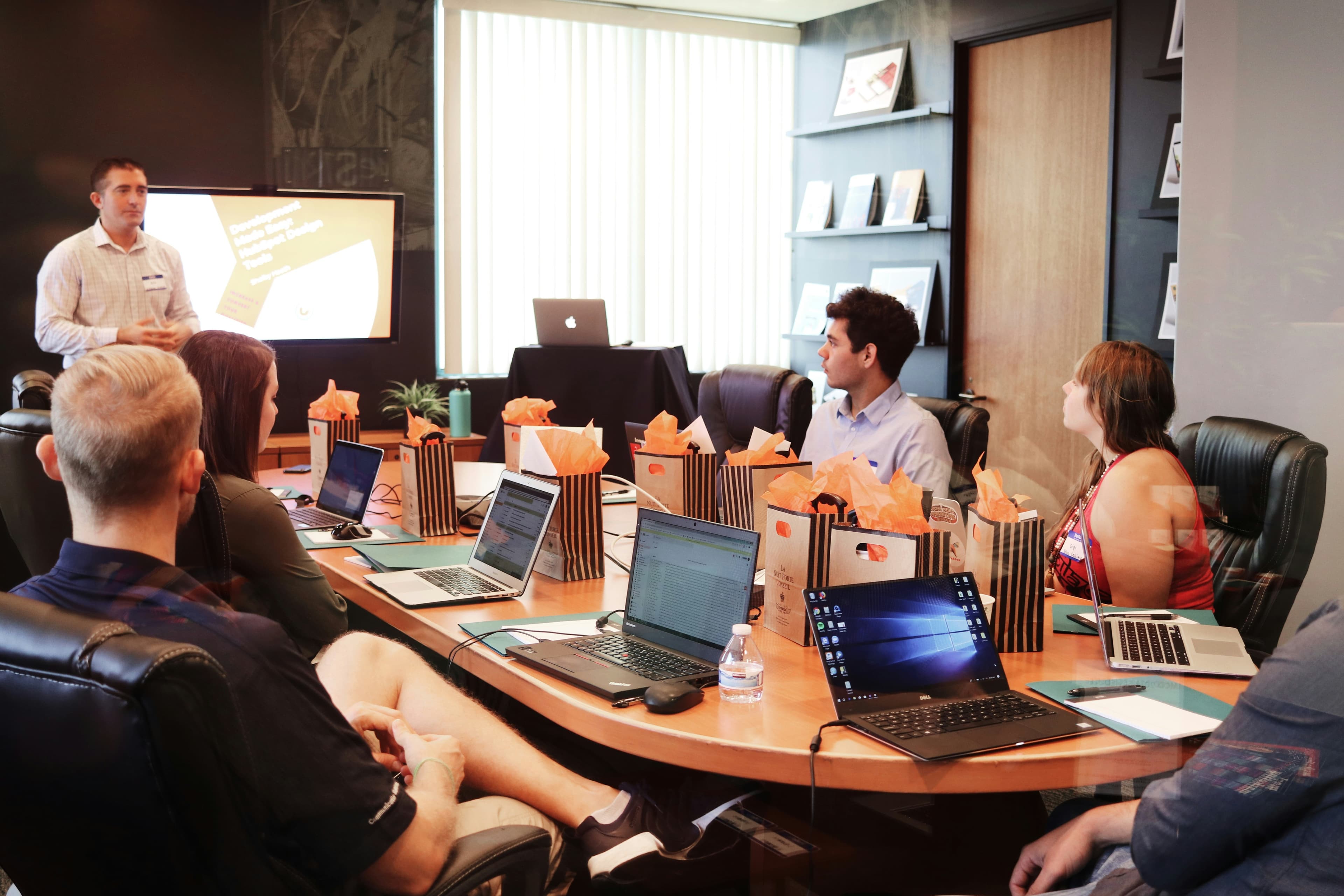 A team meeting around a boardroom table